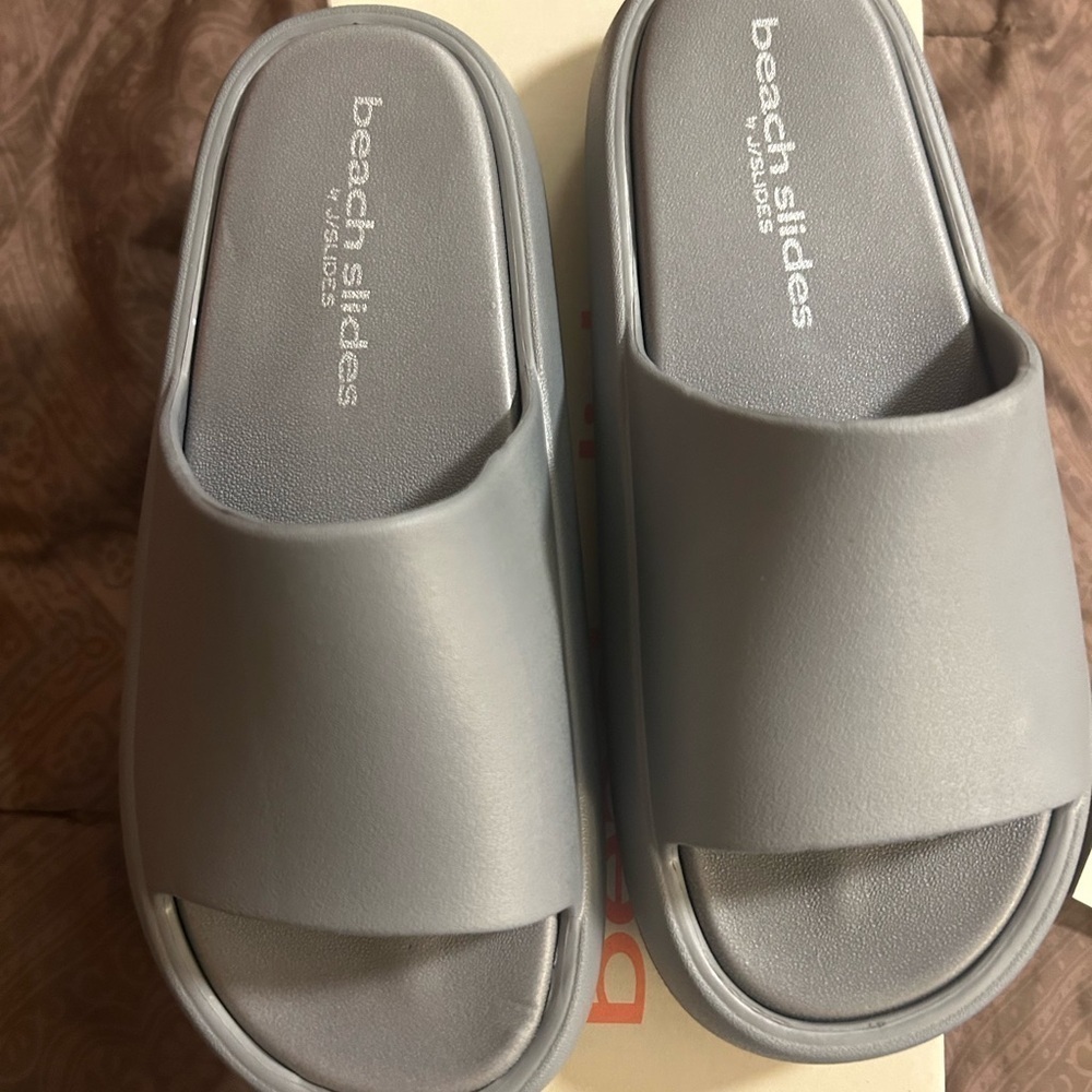 J slides sandals
